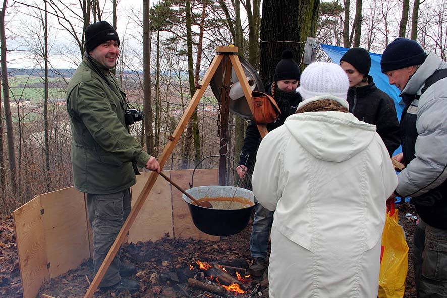 Taneček (66)