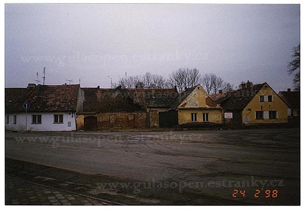 čechurovo_náměstí_1998_02.24.001